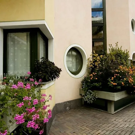 Ferienwohnung Residenza Artini Comano Terme Exterior foto